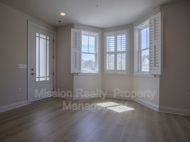 Photo - 1724 Old Brick Rd Unit A