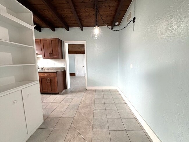 Photo - Beachside Bungalow in Ormond Beach!
