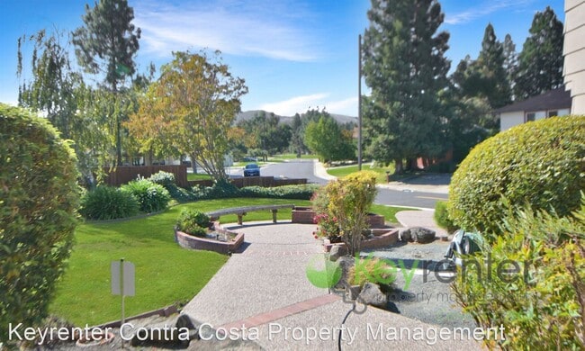 Photo - 4 br, 3 bath House - 4000 Dunbarton Circle