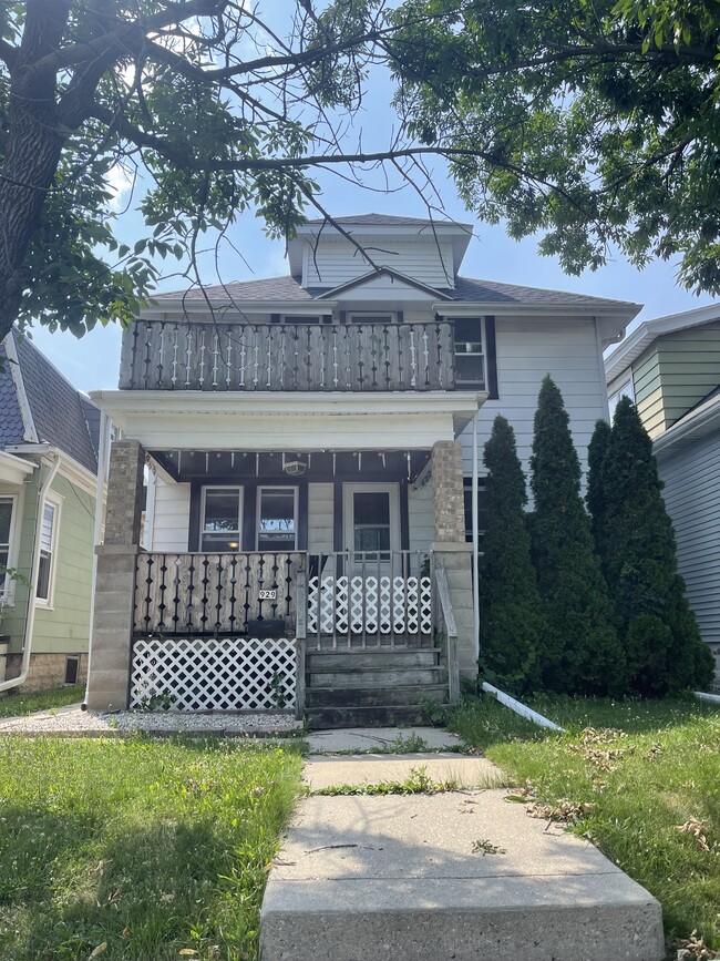 Photo - 931 S 74th St Unit Upper