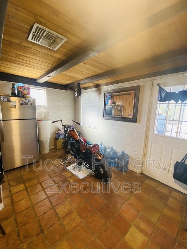 Photo - 2126 E Silver St