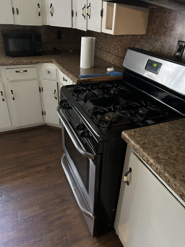 Photo - 518 Jones St