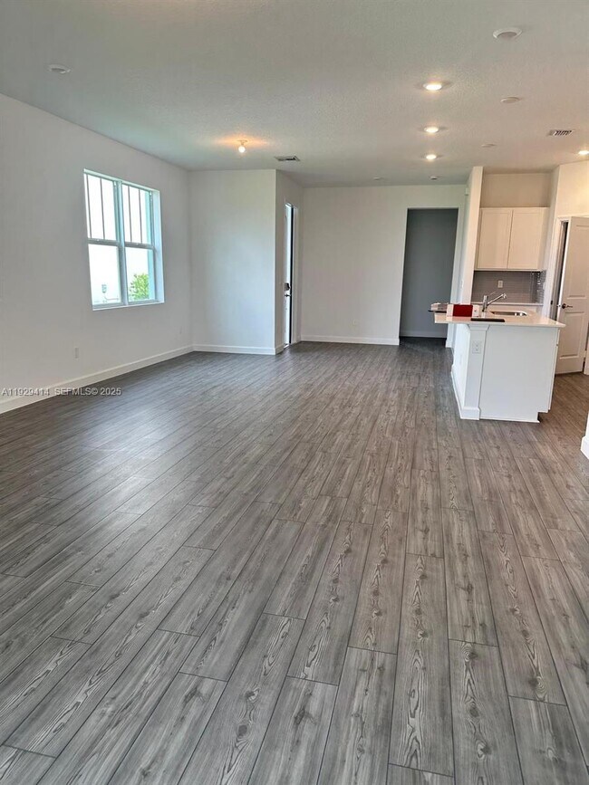 Photo - 1443 Tangled Orchard Tr