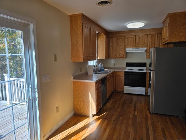 Photo - 110 Baltic Hanover Rd