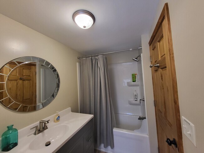 Photo - 7421 Washington St