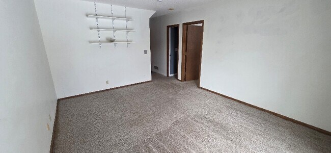 Photo - 9201 29th Ave N