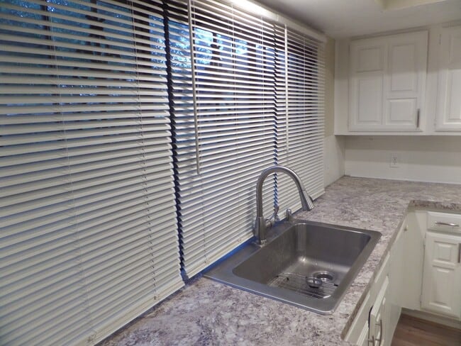 Photo - 14611 Leacrest Dr