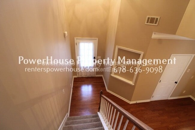 Photo - 4830 Hastings Terrace