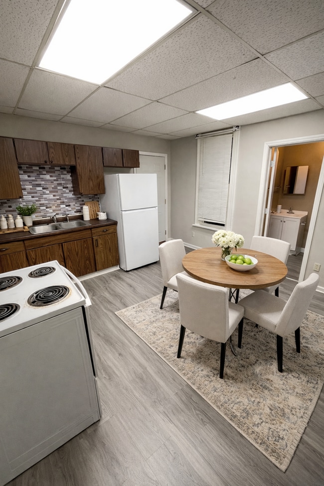 Photo - 410 N 52nd Ave W Unidad #1