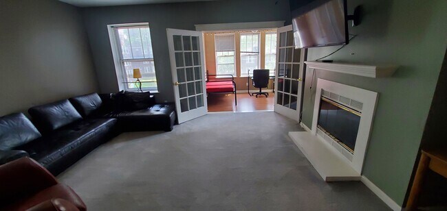 Photo - 5803 Waterman Blvd Unit 2E