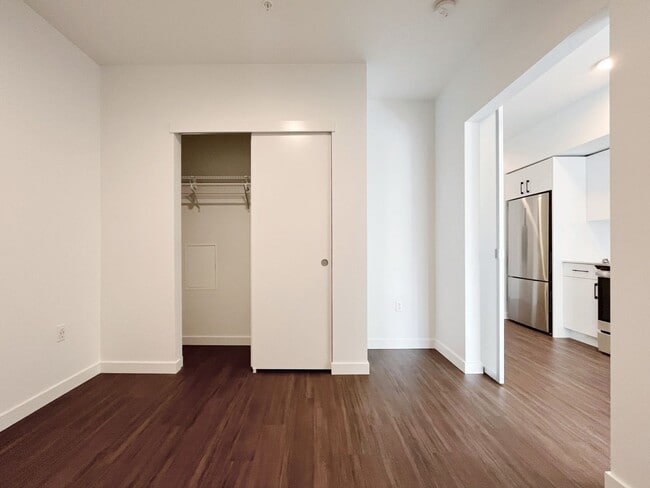 Photo - Spur Apartments