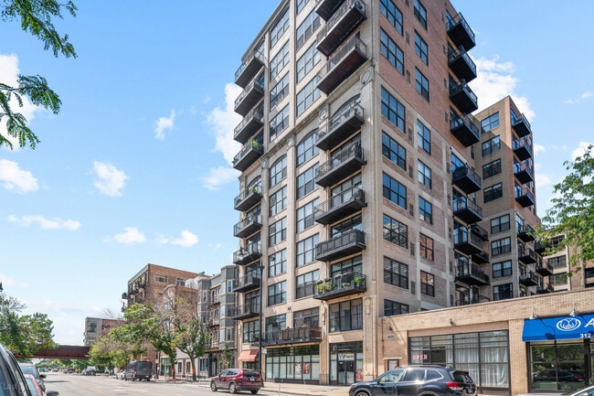 Building Photo - 1516 S Wabash Ave Unit 606