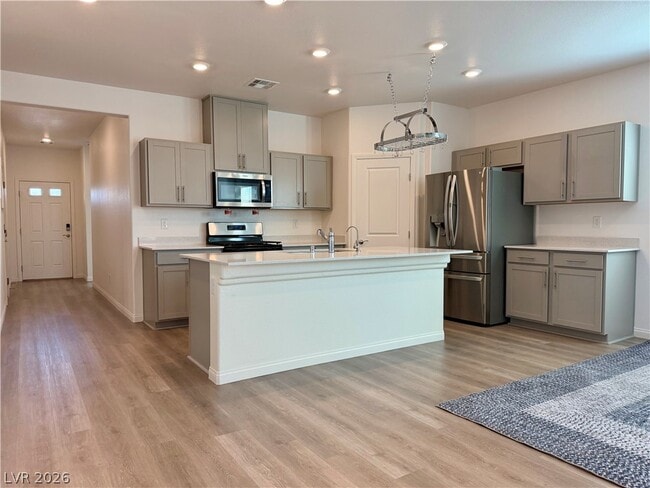 Photo - 1671 Douglas Crk St