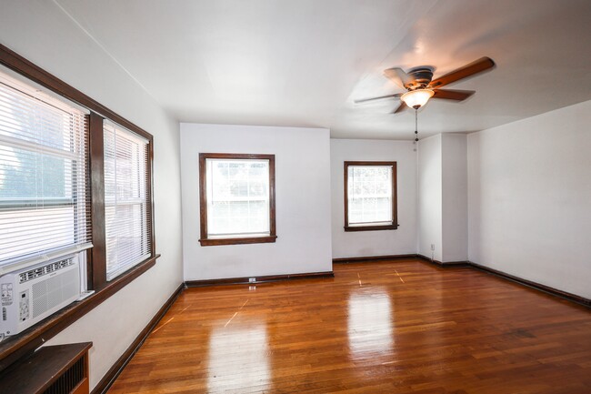 Photo - 335 E Broadway Unit 401