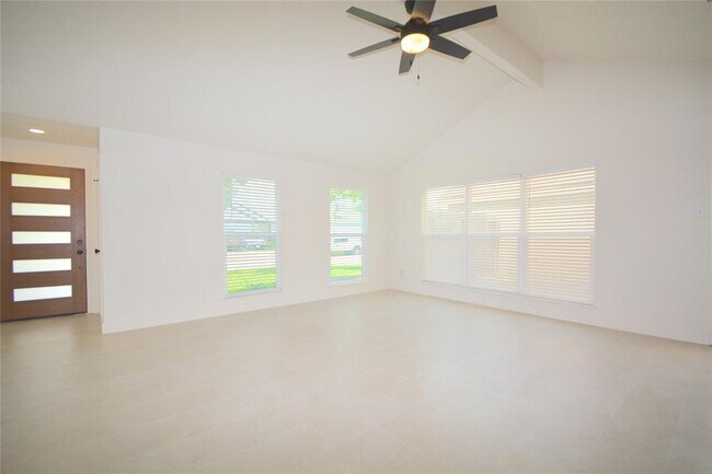 Photo - 2434 Planters Row