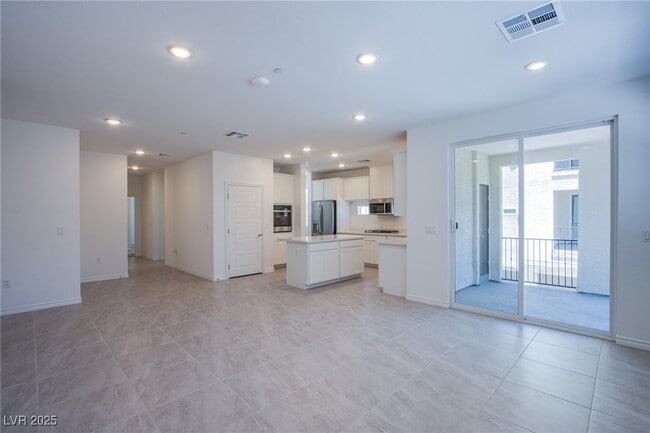 Photo - 2555 Hampton Rd Unit 11201