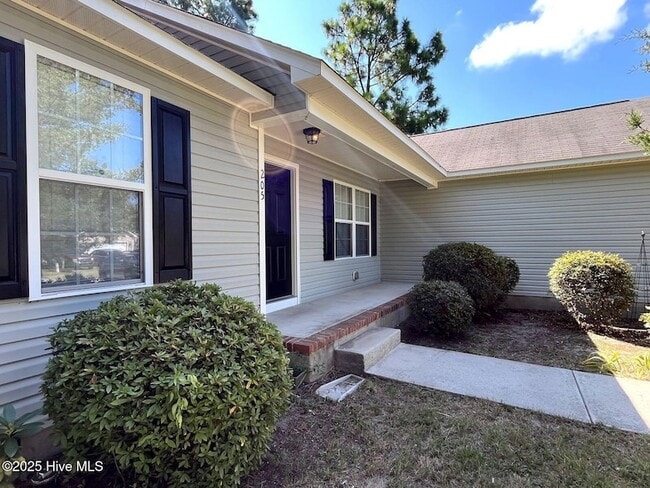 205 Woodgreen Ln
