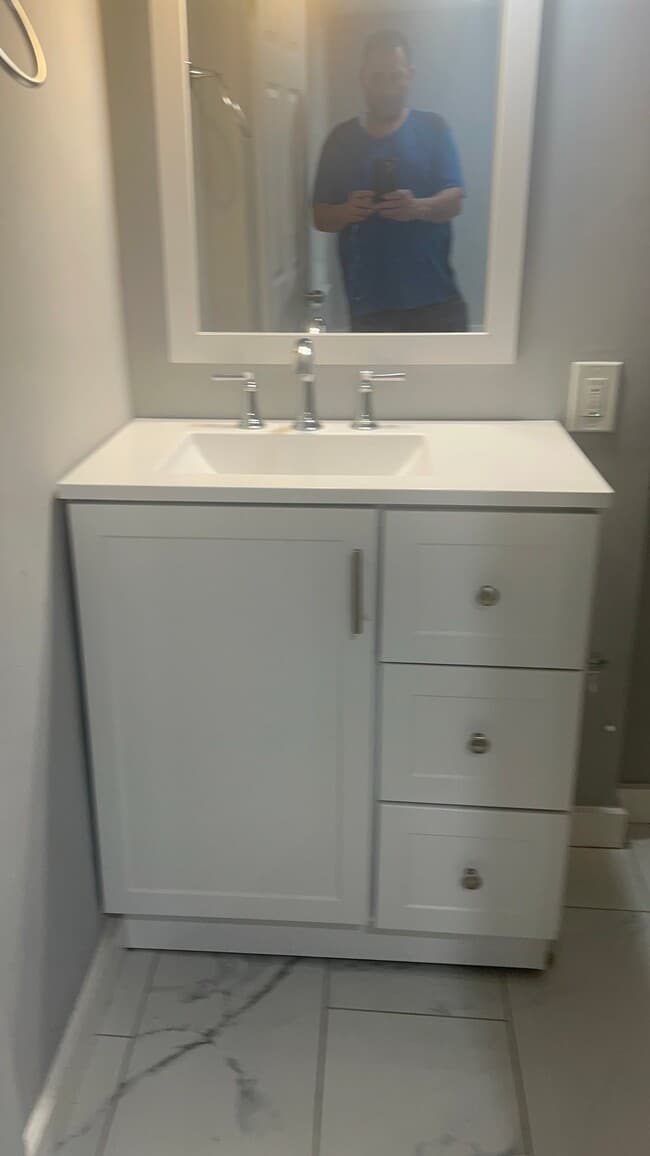 291 Providence Rd Unit 4