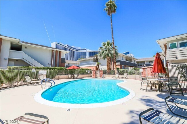 Photo - 683 Oakmont Ave Unidad 3505