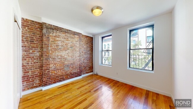 Building Photo - 312 E 91st St Unit 4W