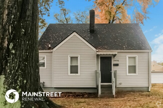 Building Photo - 2906 Wyandotte Ave Rental