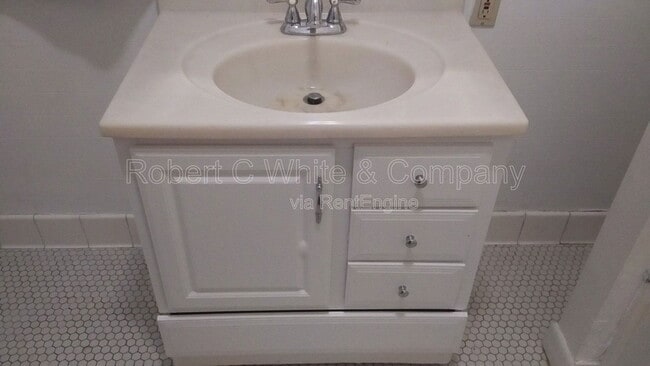 Photo - 111 S Main St Unit 1