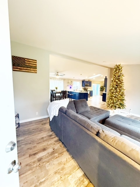 Photo - 3112 Harris Rd SE