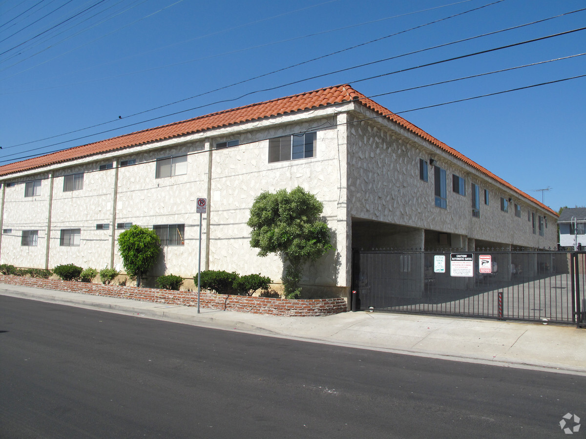 Corona Del Sol Apartments - Corona Del Sol Apartments