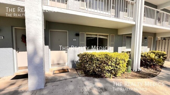 Photo - 126 Blue Pointe Way