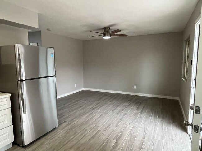 Photo - 2912 E Roeser Rd Unit 3