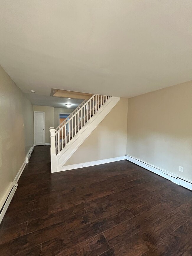 Photo - 102 E Federal St