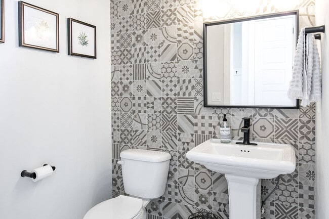 Rose Canyon Townhomes