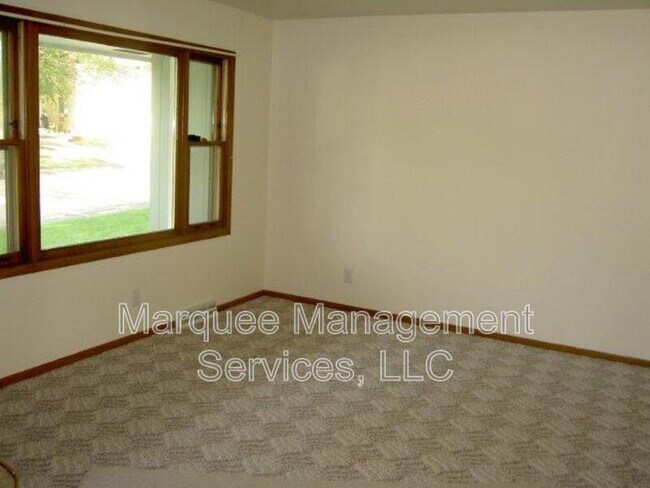 Photo - 4903 Camden Rd