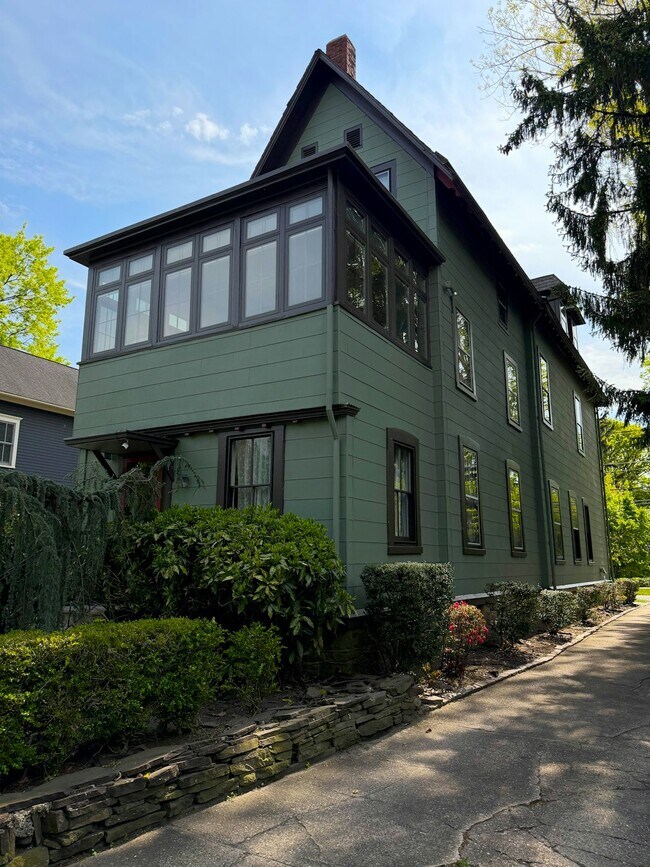 Photo - 35 Grove St
