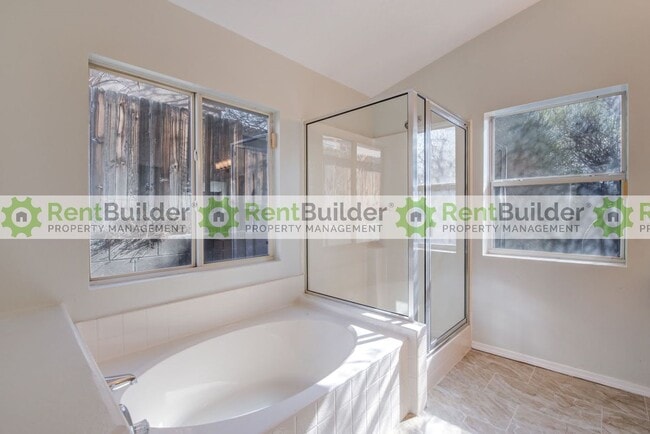 Photo - FALL SPECIAL: RENT THIS BEAUTIFUL HOME NOW!