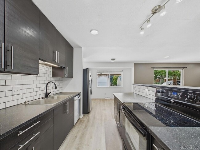 Photo - 2516 S Pagosa St