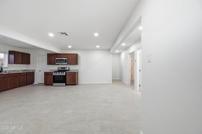 Photo - 6644 S 6th Ave