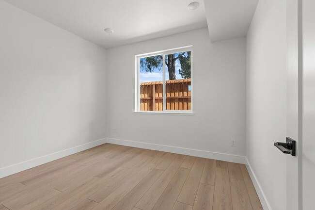 Photo - Chippendale Drive Unit Chippendale Drive