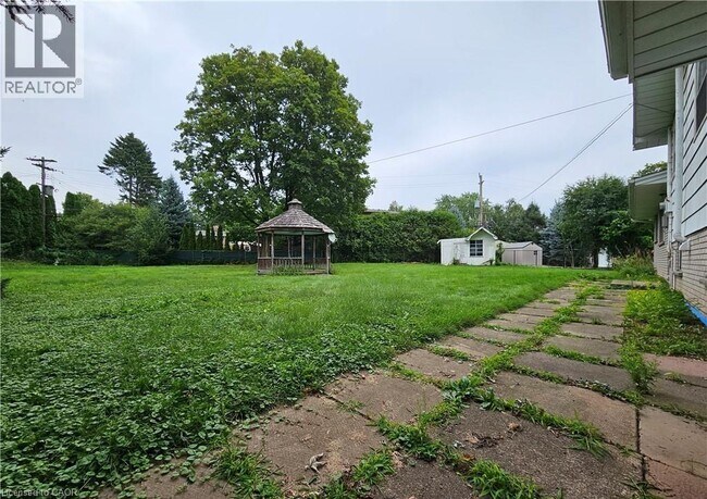 Photo - 151 Seneca Ct