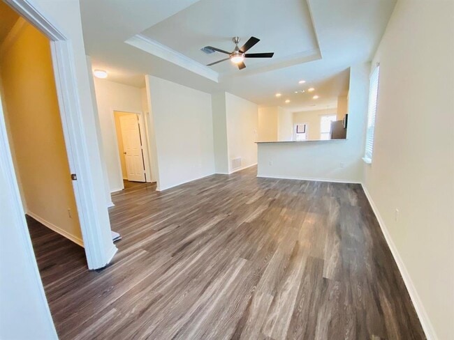 Photo - 238 Cascata Way