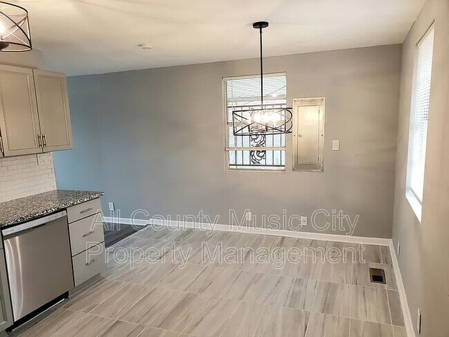 Photo - "Charming 3-Bedroom Retreat in Nashville – Cozy Living with 1,061 Sq Ft of Comfort!"