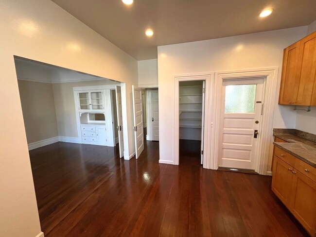 Photo - PM0309 Unit 2933