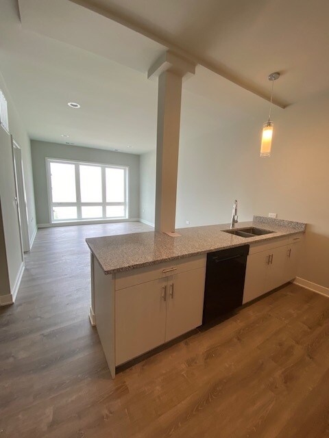 Photo - 3218 S Archer Ave Unidad 307