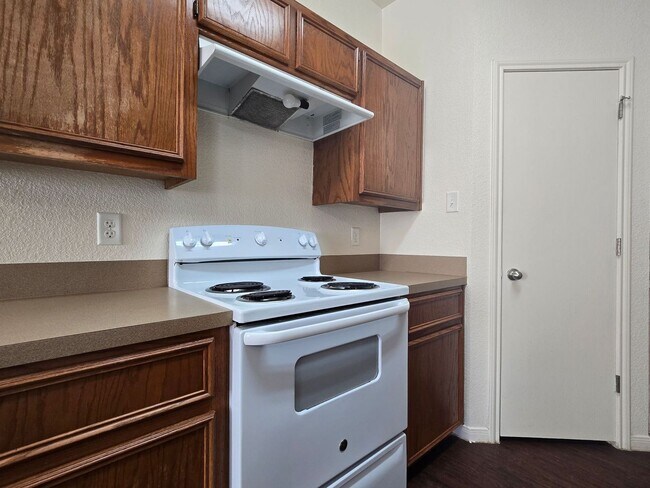 Photo - COMING SOON! Unit 3807 John Chisholm Loop - A