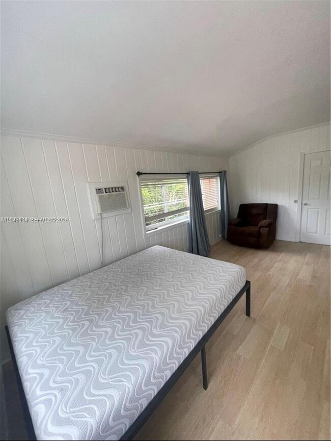 Photo - 1211 NE 130th St