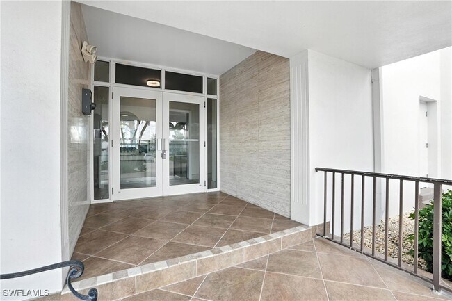 Photo - 2011 Gulf Shore Blvd N Unit 26