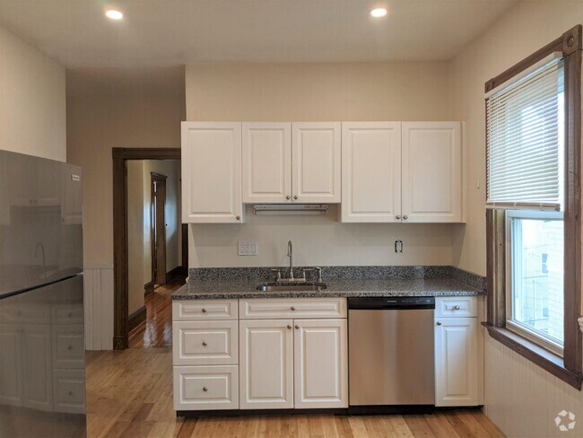 Building Photo - 7 Belknap St Rental