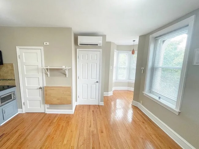 Photo - 920 S St Bernard St Unit 10