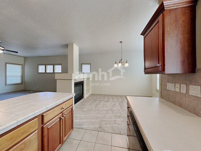 Photo - 55 S Selwood Ln