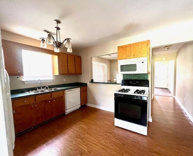 113 Gospel Ln